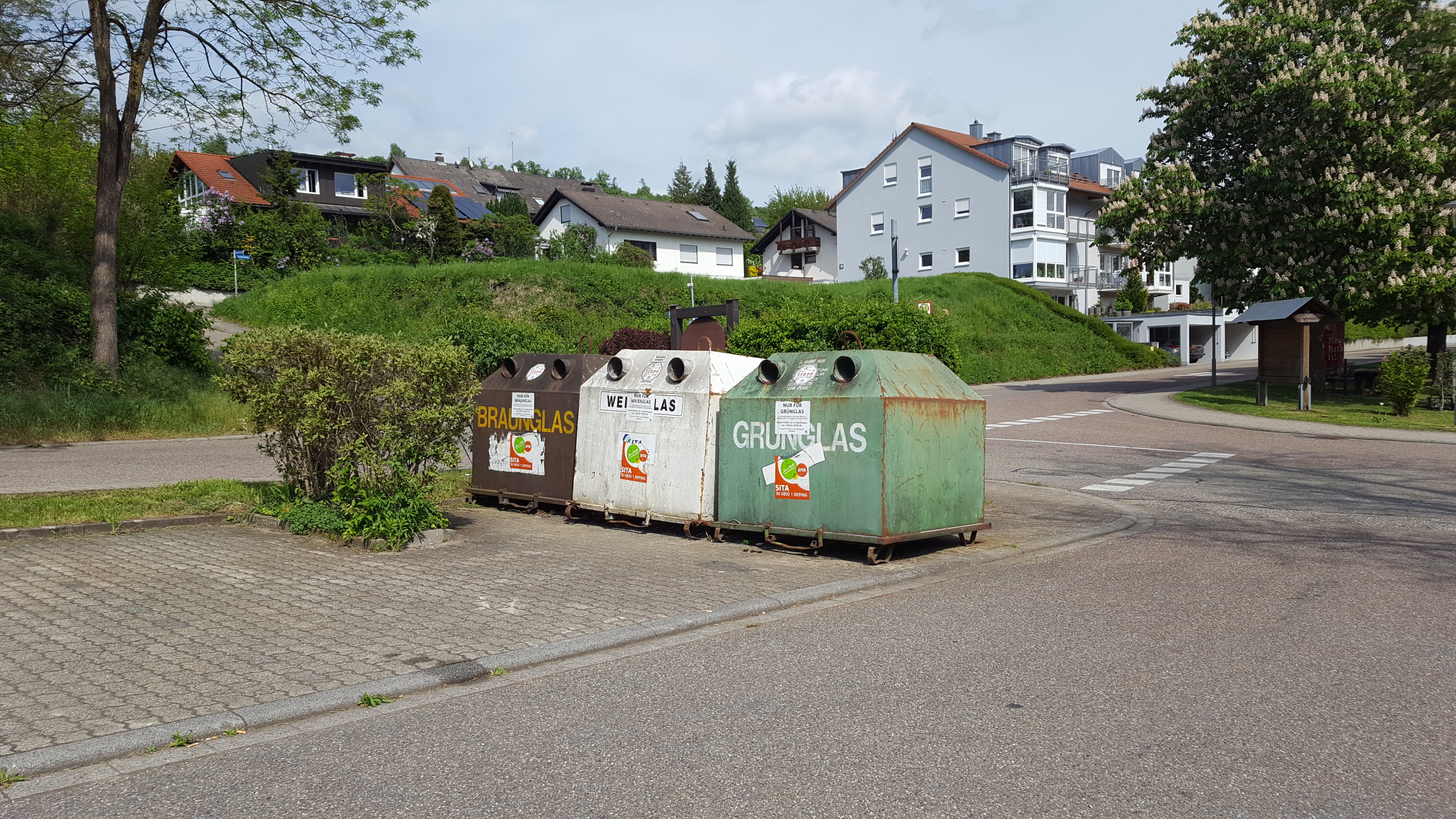  Altglas-Container in Weingarten 