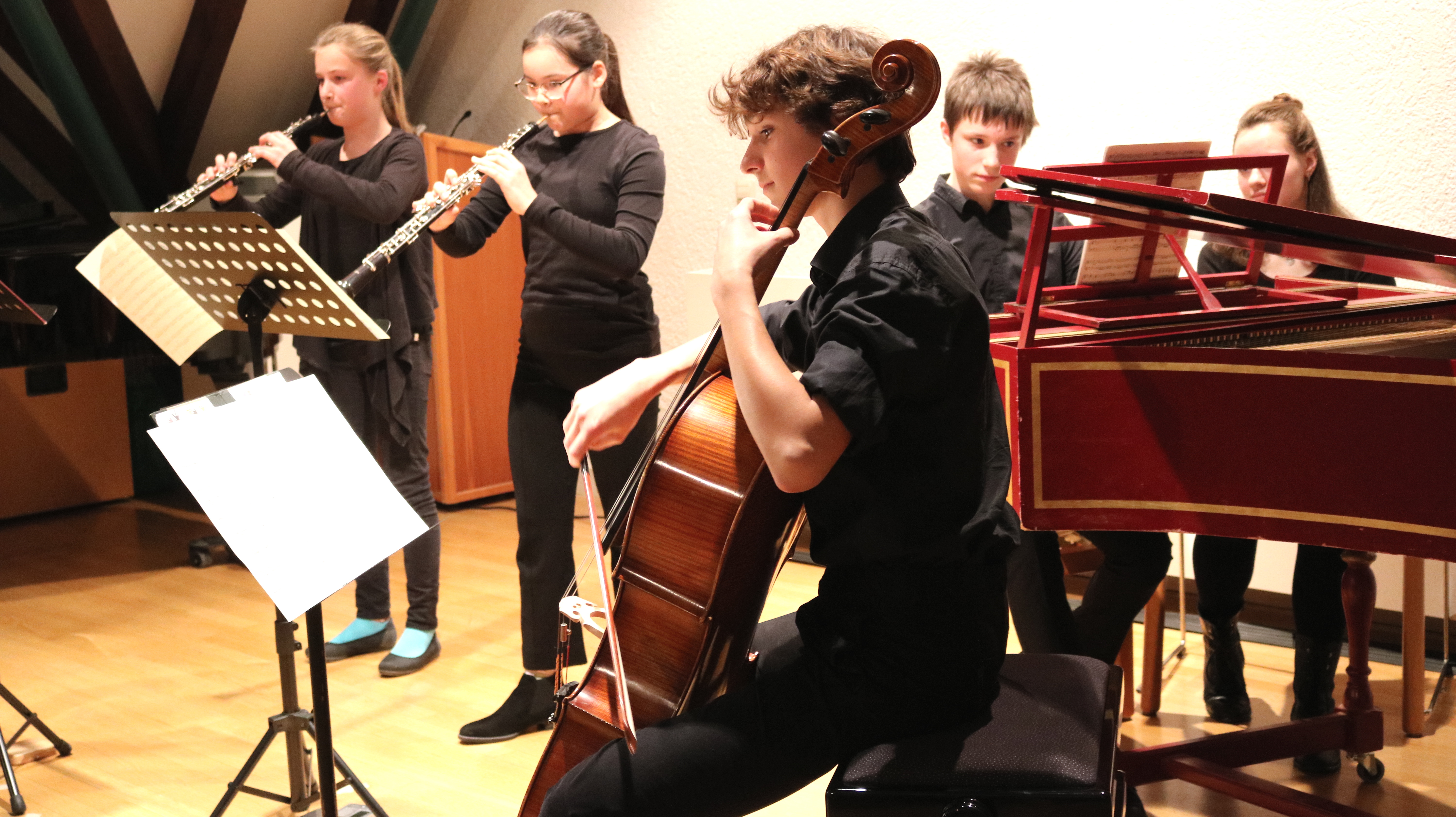  Quartett mit zwei Oboen, Violoncello und Cembalo 